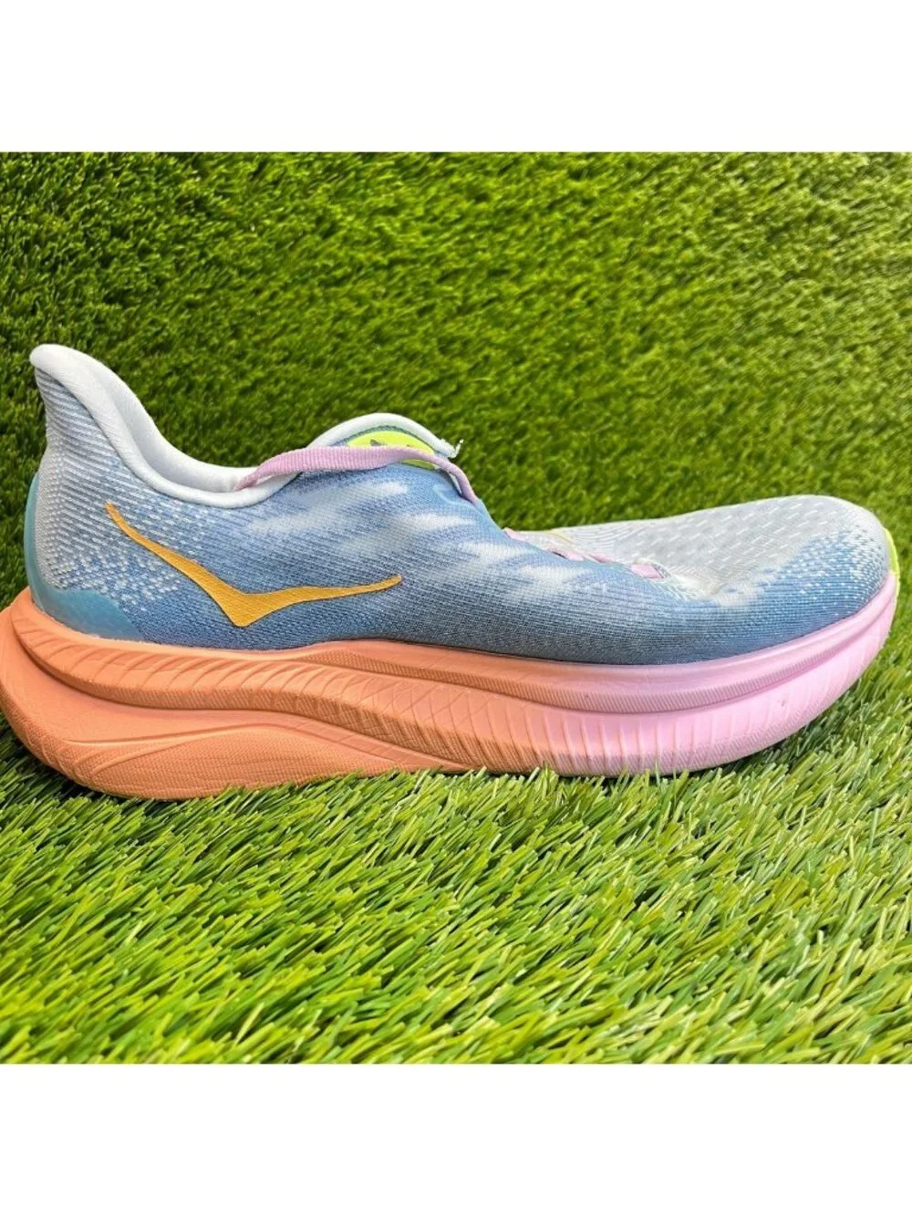 Hoka One One Mach 6 Womens Size 9.5 Blue Pink Athletic Running Shoes Sneakers